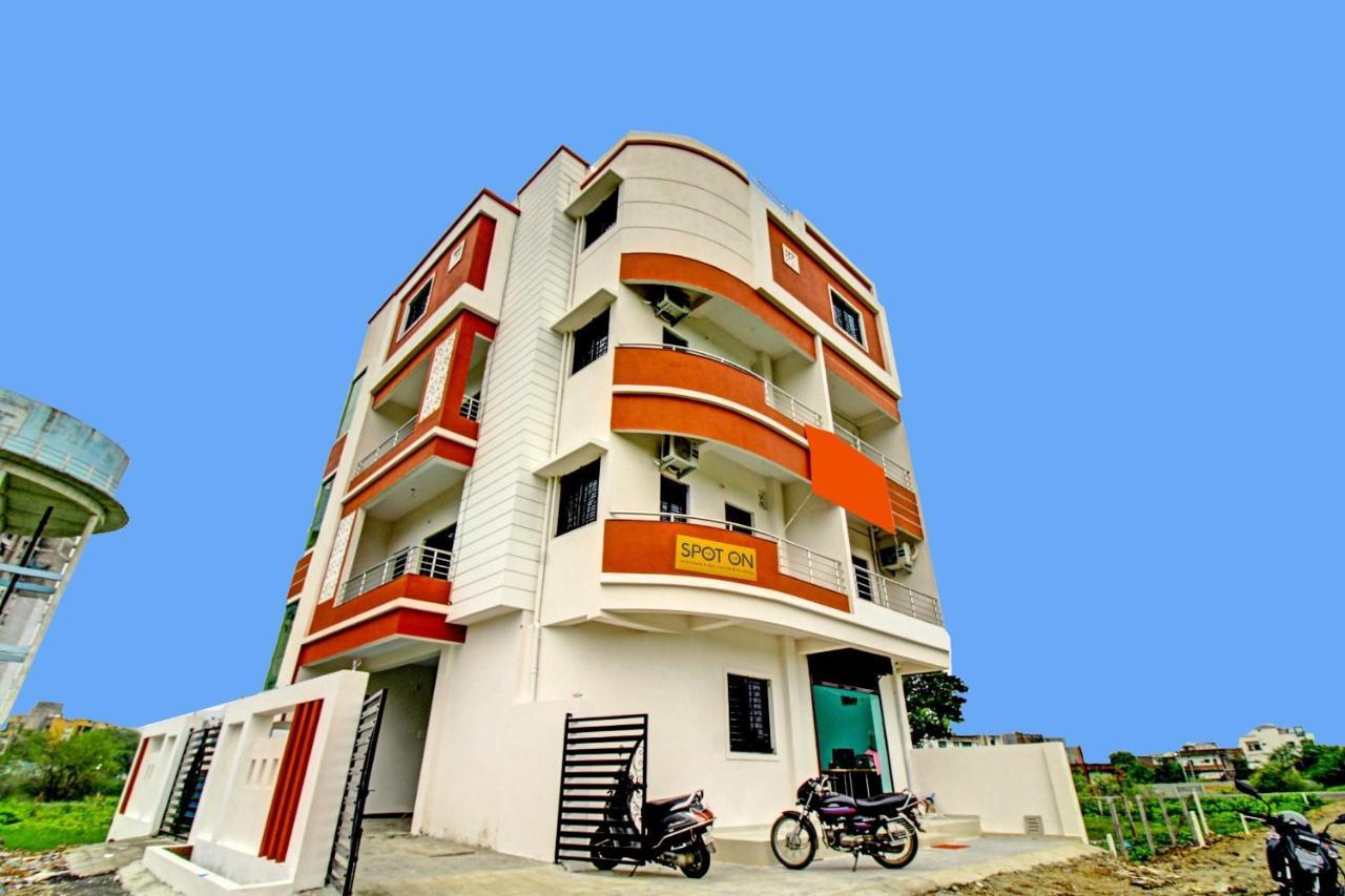 Oyo Vrindavan Inn Nagpur Exteriör bild
